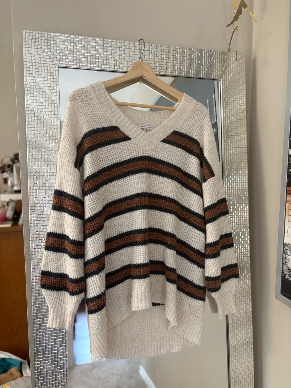 AE Cozy Cream V-Neck Striped Sweater